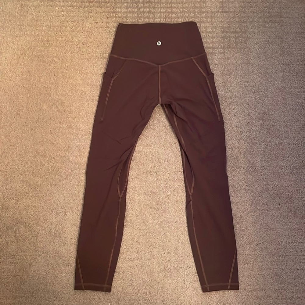 Brown Lululemon leggings, 25 inch, Size 6